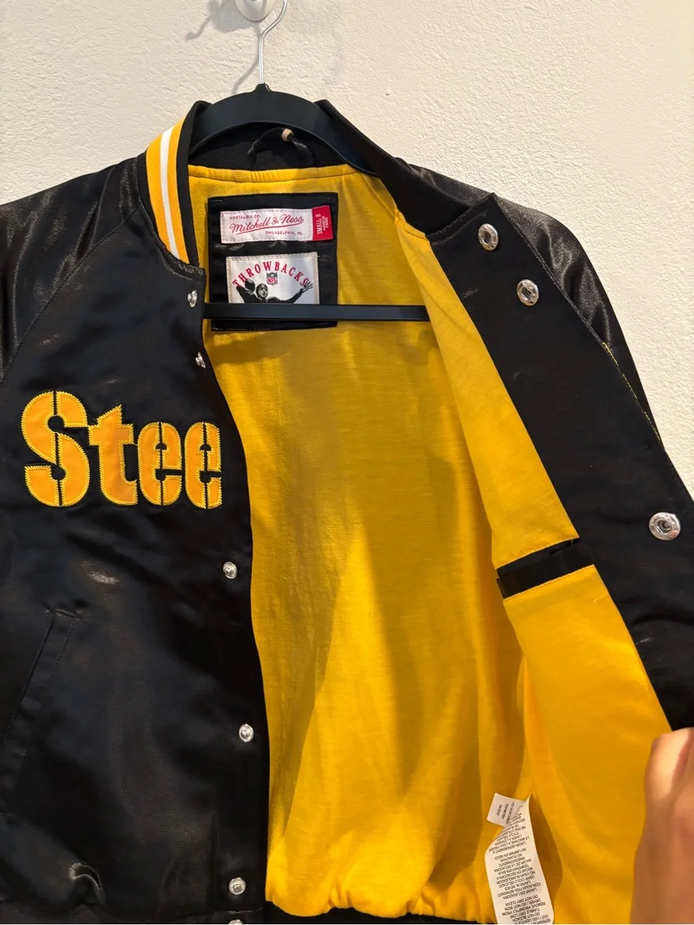 Mitchell & Ness brand new